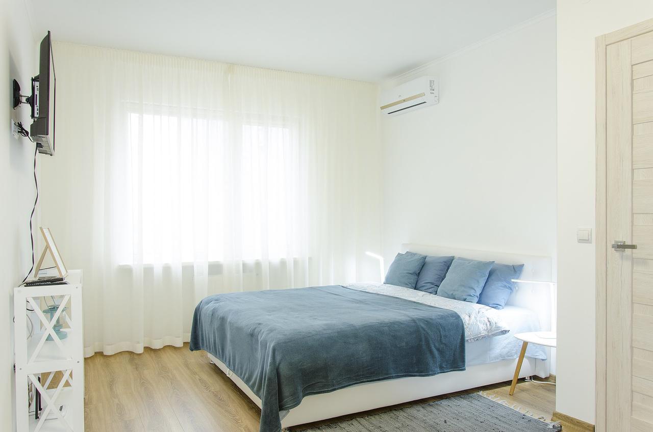 Apartament Delux Light Apartment Kyiv Exterior photo